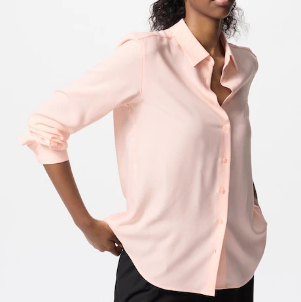 UNIQLO Pink Button Down Shirt Size S Soft Aesthetic Minimalist Classic Coquette - Picture 4 of 11